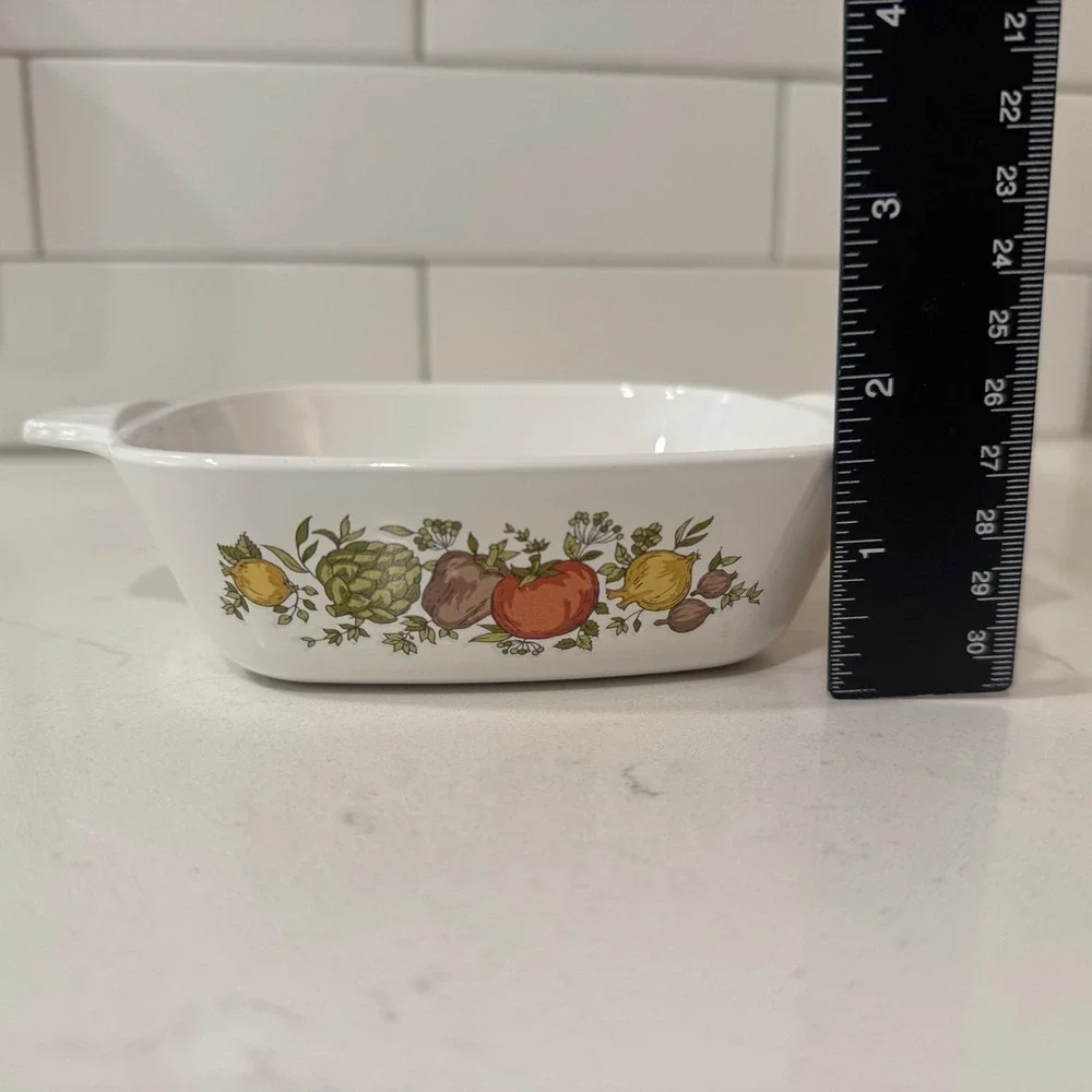 Corning Ware Spice O Life P-41-B 1.75 Cup Petite Casserole Dish Vintage White